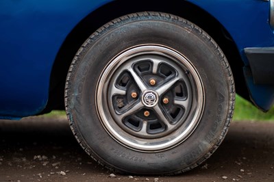 Lot 51 - 1976 MGB Roadster