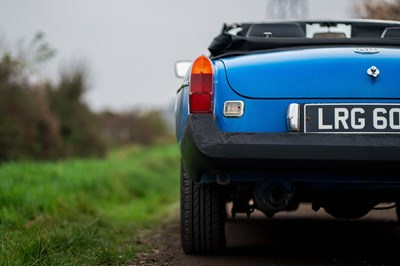 Lot 51 - 1976 MGB Roadster