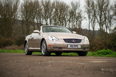 Lot 2002 Lexus SC430 Convertible