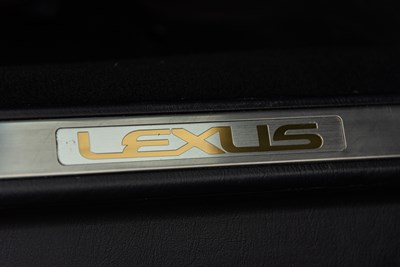 Lot 53 - 2002 Lexus SC430 Convertible