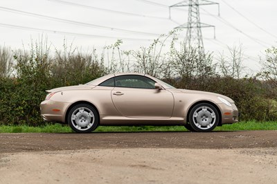 Lot 53 - 2002 Lexus SC430 Convertible