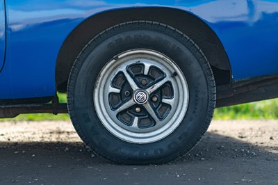 Lot 60 - 1976 MGB Roadster