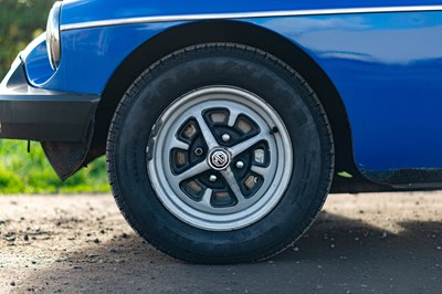 Lot 60 - 1976 MGB Roadster