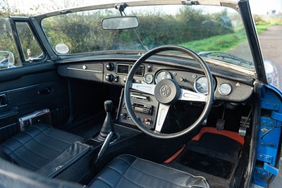 Lot 60 - 1976 MGB Roadster