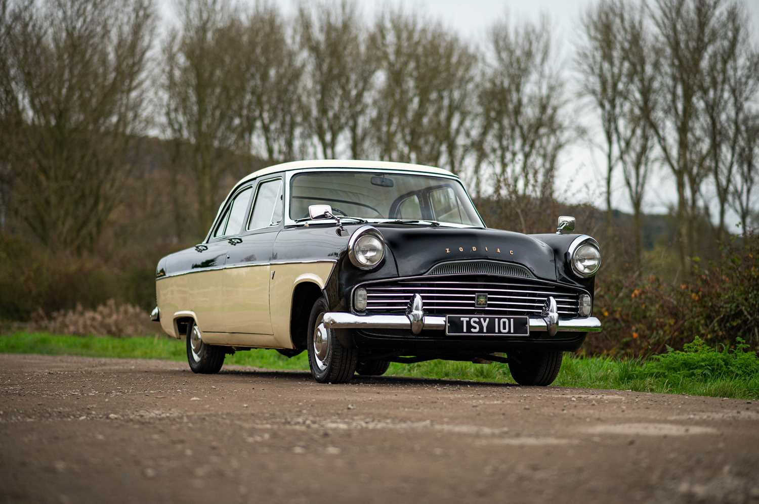 Lot 42 - 1961 Ford Zodiac