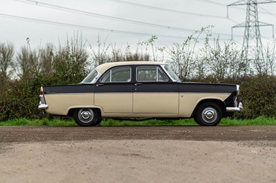 Lot 42 - 1961 Ford Zodiac