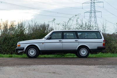 Lot 31 - 1989 Volvo 240GL Estate