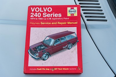 Lot 31 - 1989 Volvo 240GL Estate