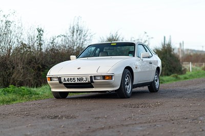 Lot 70 - 1984 Porsche 924 LUX