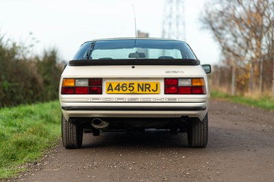 Lot 70 - 1984 Porsche 924 LUX