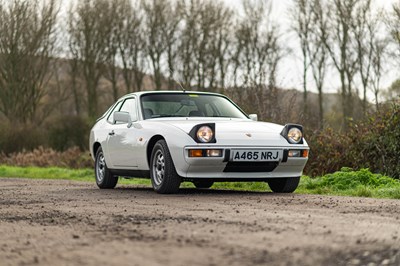 Lot 70 - 1984 Porsche 924 LUX