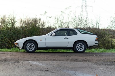 Lot 70 - 1984 Porsche 924 LUX