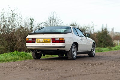 Lot 70 - 1984 Porsche 924 LUX