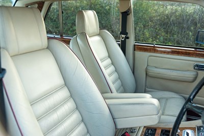 Lot 77 - 1990 Bentley Mulsanne S