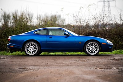 Lot 81 - 1998 Jaguar XK8