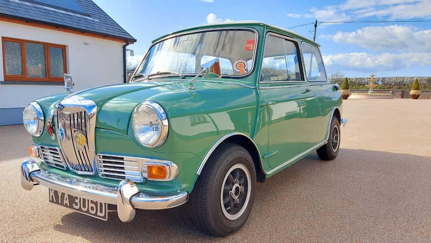 Yellow Riley Elf Lot 20 - 1966 Riley Elf MKII