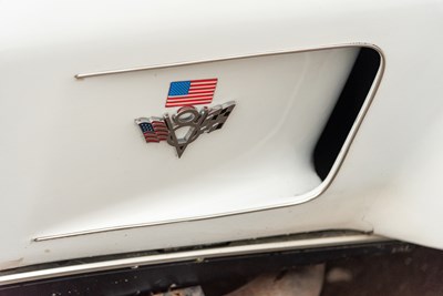 Lot 87 - 1975 Chevrolet Corvette V8 Stingray