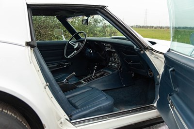 Lot 87 - 1975 Chevrolet Corvette V8 Stingray