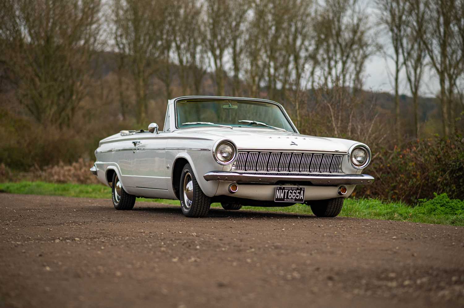 Lot 44 - 1963 Dodge Dart GT