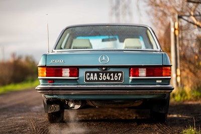 Lot 48 - 1983 Mercedes 200