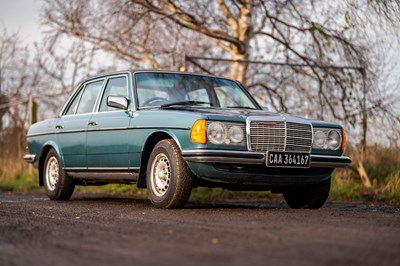 Lot 48 - 1983 Mercedes 200