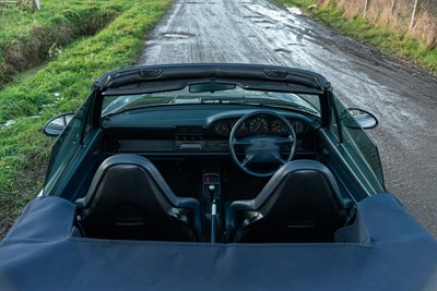 Lot 80 - 1995 Porsche 911 Carrera 4 Cabriolet