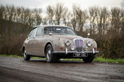 Lot 7 - 1969 Daimler 250 V8