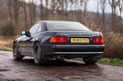 Lot 14 - 1995 Mercedes SL500