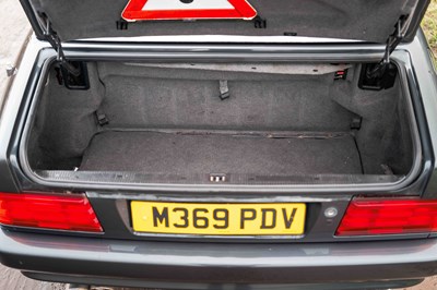 Lot 14 - 1995 Mercedes SL500