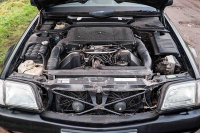 Lot 14 - 1995 Mercedes SL500