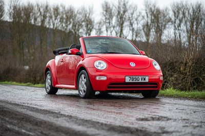 Lot 23 - 2004 Volkeswagen Beetle Cabriolet