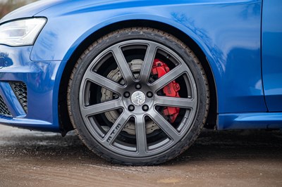 Lot 31 - 2013 Audi RS4 Avant