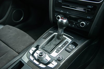 Lot 31 - 2013 Audi RS4 Avant