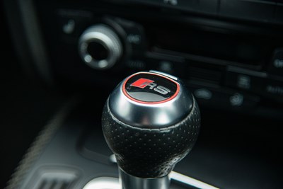 Lot 31 - 2013 Audi RS4 Avant