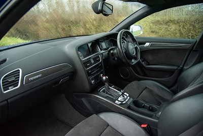 Lot 31 - 2013 Audi RS4 Avant