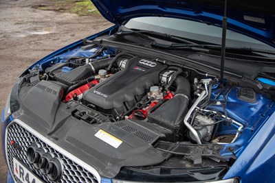 Lot 31 - 2013 Audi RS4 Avant