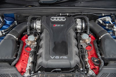 Lot 31 - 2013 Audi RS4 Avant