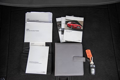 Lot 31 - 2013 Audi RS4 Avant