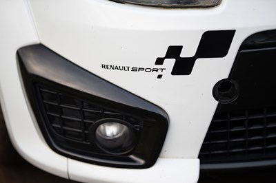 Lot 38 - 2011 Renault Twingo RS133