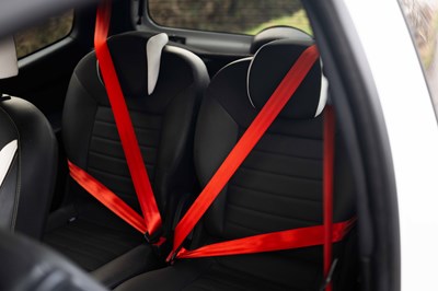 Lot 38 - 2011 Renault Twingo RS133