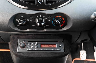 Lot 38 - 2011 Renault Twingo RS133