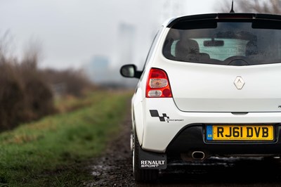 Lot 38 - 2011 Renault Twingo RS133