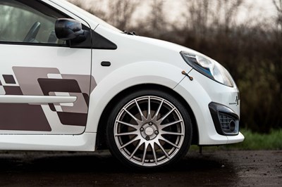 Lot 38 - 2011 Renault Twingo RS133