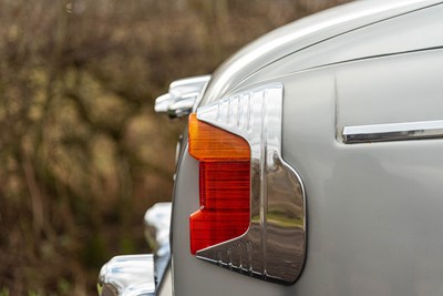 Lot 17 - 1957 Vauxhall Velox E