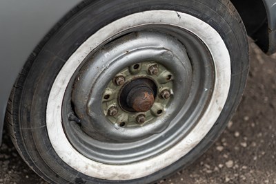 Lot 17 - 1957 Vauxhall Velox E