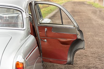 Lot 17 - 1957 Vauxhall Velox E