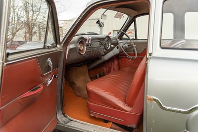 Lot 17 - 1957 Vauxhall Velox E