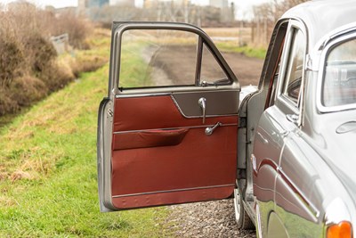 Lot 17 - 1957 Vauxhall Velox E