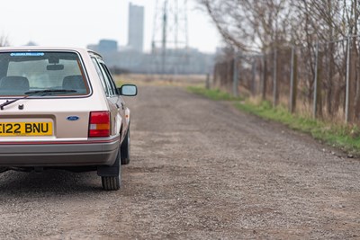 Lot 11 - 1988 Ford Escort 1.6 GL Estate