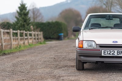 Lot 11 - 1988 Ford Escort 1.6 GL Estate